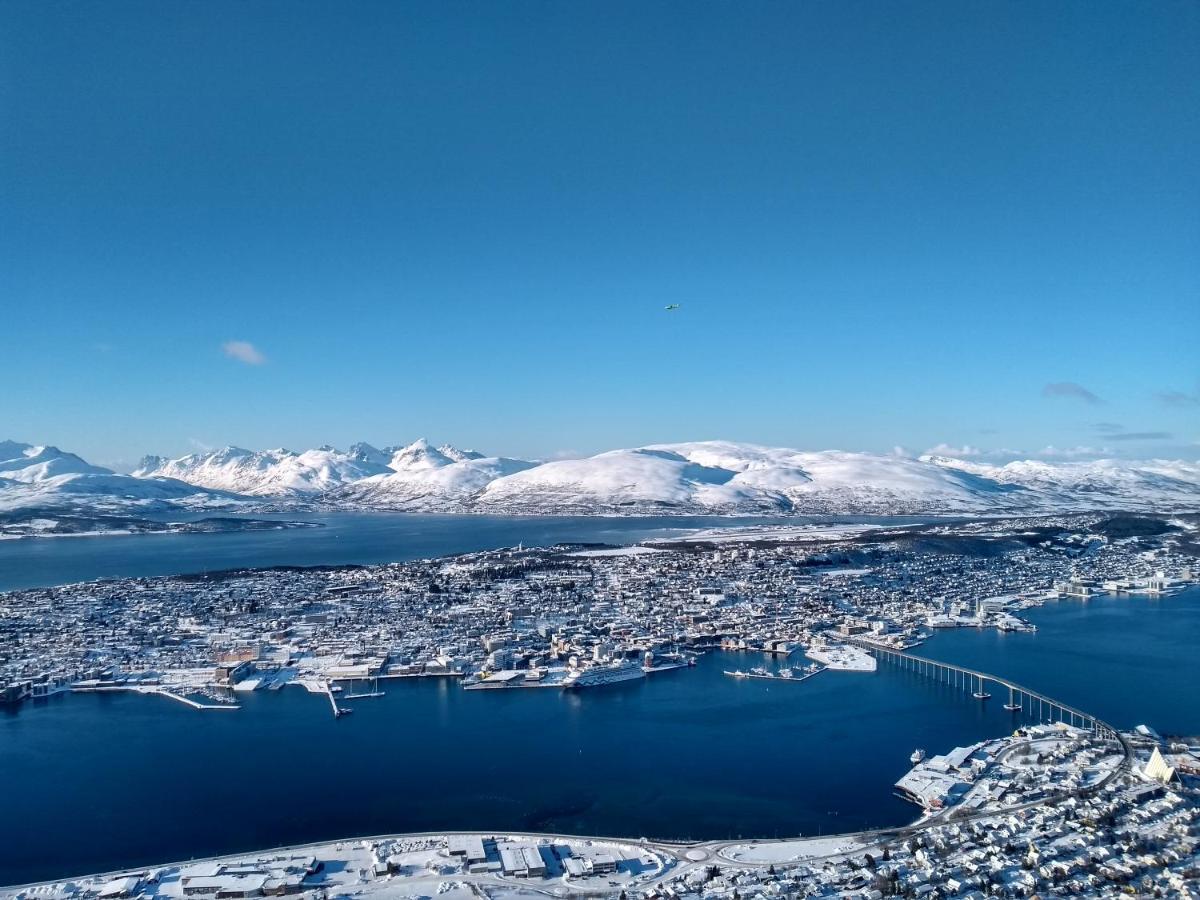 Tromso Coco Apartments In Center Екстер'єр фото